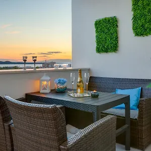  Appartement Stella Maris 2bdr, Balcony, Sea View, Garage, Bbq Kroatië
